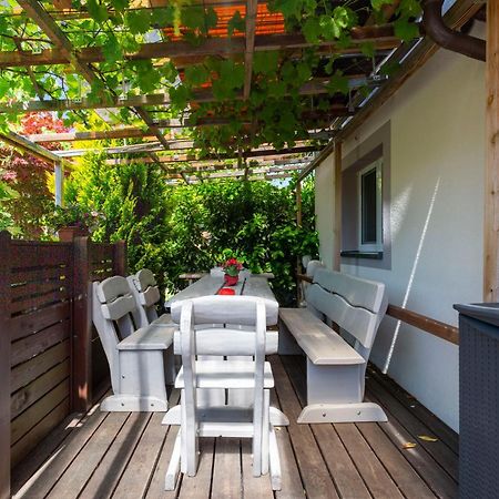 Bnb Comfort Guesthouse Olten - Lostorf Exterior photo