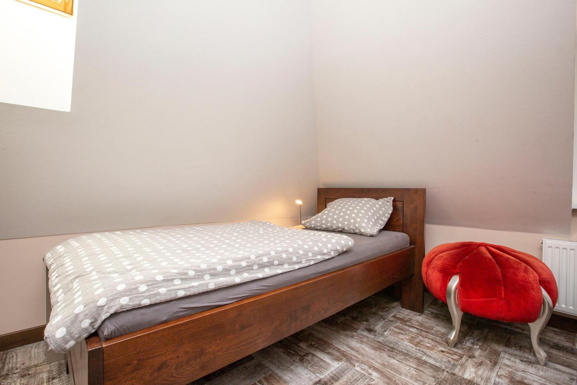 Bnb Comfort Guesthouse Olten - Lostorf Exterior photo