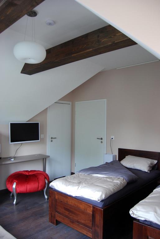 Bnb Comfort Guesthouse Olten - Lostorf Exterior photo